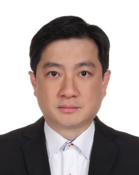 杨德华  